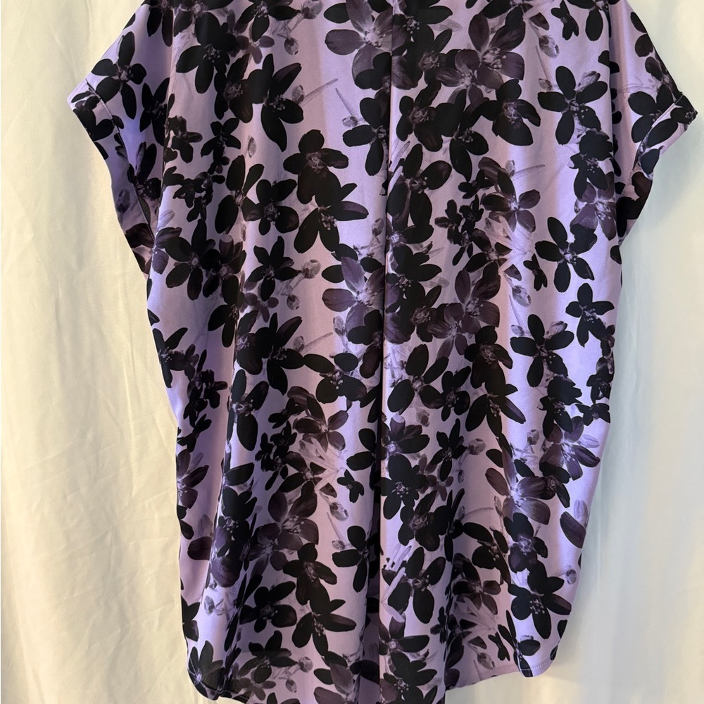 Simply Vera Vera Wang Black and Purple Floral Blouse - Picture 4 of 5